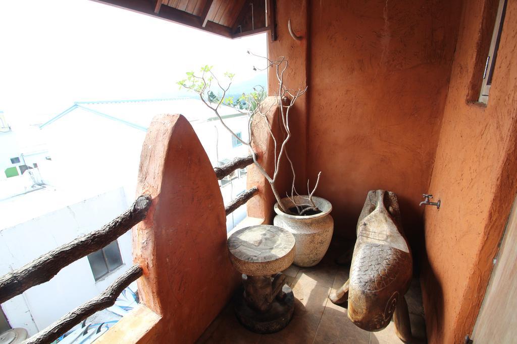 Jialeshuel Surf House B&B Manzhou Exterior photo